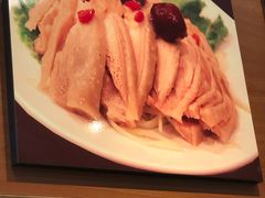 葱烧黄鱼豆腐-陆品川浙名菜
