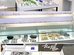-浮光眼镜·蔡司视觉合作·数字验配中心(陆家嘴店)