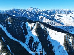 -丝绸之路山地度假区滑雪场