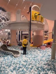 -奈尔宝家庭中心·亲子餐厅(鄞州万达店)