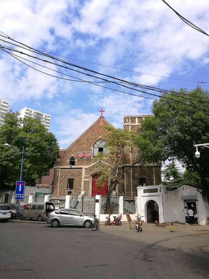 基督教冈纬路教堂