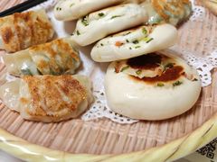 -年辉渔村·非遗传承餐厅(新丰江店)
