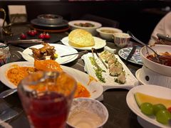 -海派悦庭·海胆烧麦·新融合菜(凯德广场店)