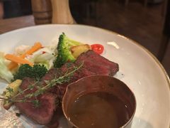 -SISTERS BAR RESTAURANT川意酒馆(嘉善老市H楼店)