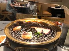 -山焱·炭火自助烤肉(周浦万达店)