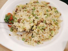 菠萝牛肉炒饭-佰搭果·广式茶餐厅(西华路店)