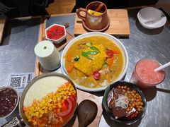 肥牛炼番茄米线-火山屋台(新街口店)