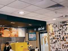 -麦当劳(卫星广场店)