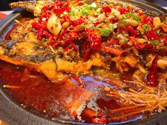 -鸣记脆皮烤鱼·海鲜烤鱼(三八广场店)
