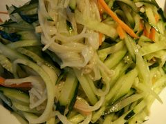 -阿瓦山寨·湘菜现炒·剁椒鱼头王(咸阳总店)