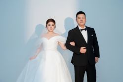 -雪中彩影婚纱摄影·微光艺术中心