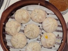 -馋三尺蟹粉小笼(人民广场店)
