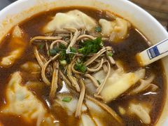 -鸿兴面馆馄饨小笼(稻香店)