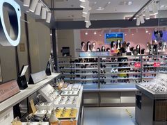 -LOHO眼镜(北京朝北大悦城店)