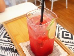 -小涵家蛋糕·咖啡(金山湖花园店)