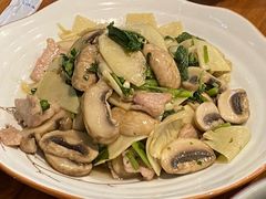 雪菜蘑菇时笋炒肉-百家鲜·杭帮菜