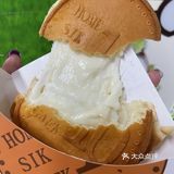 芝士多到爆️趁热拉丝太过瘾 奶黄金币面包