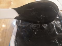 热黑芝麻糊汤丸-满记甜品(王府井北京市百货大楼店)
