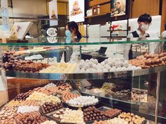 -Laderach 莱德拉(上海环贸iapm店)