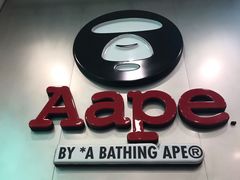 -AAPE BY A BATHING APE(时代广场店)