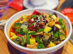 -山河屯铁锅炖(绥望路店)