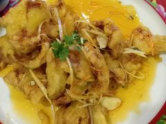 -闯关东东北农家菜(崂山石老人店)