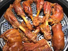 -赶海部落海鲜城(海阳路店)