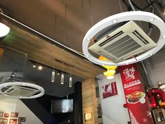 -滋味满屋美食坊(上海街店)