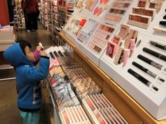 -名创优品(河南郑州健康路2店)