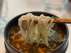 小锅米线-胡麻(静安嘉里店)