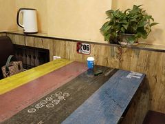 -扒虾小妹儿麻辣海鲜(宏图街店)