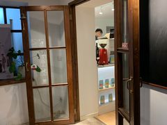 -黑石咖啡(小十字店)