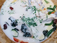 蒸汽石锅鱼-云中鱼蒸汽石锅鱼(浦东食品城店)