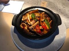 -穹六人间 people 6(岳阳路店)