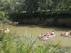 -仙山谷激浪漂流