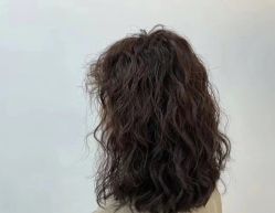 -镁连社·美联社