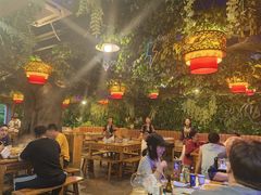 -茅台镇网红溶洞餐厅·茅帮菜馆