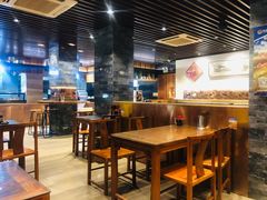 大堂-亮亮面馆(经六路店)