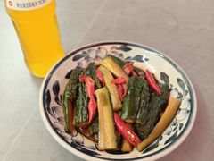 爽口酱黄瓜-弓家大队老碗面(高新咖啡街区店)