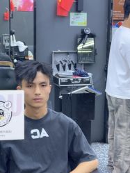 -藤野造型专业烫染接发