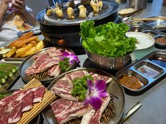 -围炉肉舍•炭烤活鳗•丹东海鲜烤肉(步行街店)
