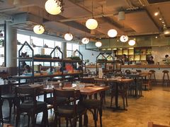 -ROAST coffee & eatery