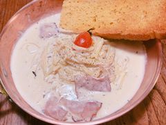 -I HOLIC艾豪丽披萨(KKone店)