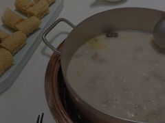 -洪氏嗨捞·猪肚鸡火锅(阳光天地店)