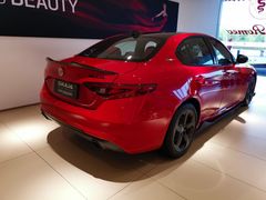 -上海保利玛莎拉蒂和阿尔法罗密欧(华翔路店)