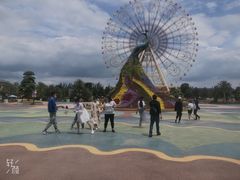 -七彩云南欢乐世界