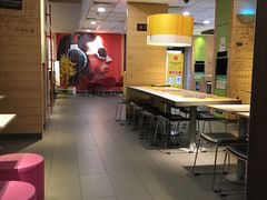 大堂-麦当劳(松江店)