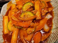 -臻牛烤肉