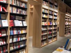 -覔书店(壹方城店)