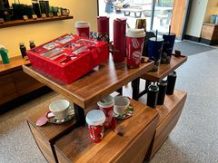 -星巴克(迪士尼小镇店)